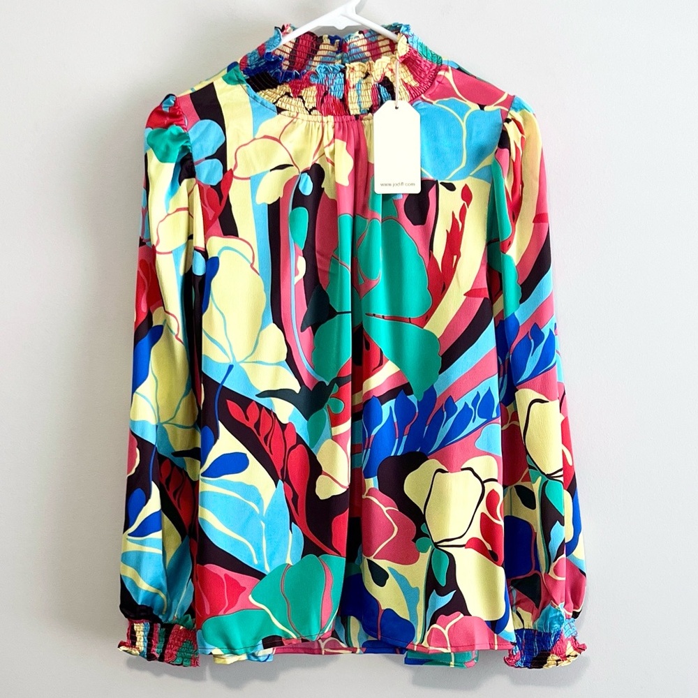 NWT Jodifl Boutique Vibrant Abstract Print Smock Neck Long Sleeve Blouse